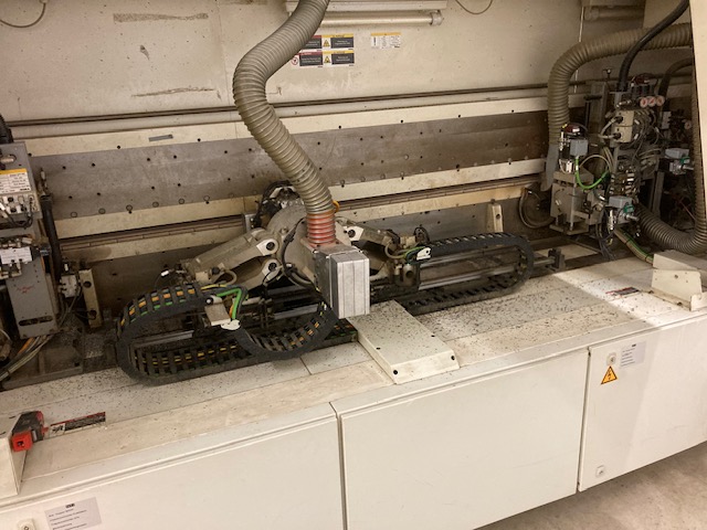 Doppelseitige Kantenanleimmaschine IMA Typ Combima/II/500/B/R3